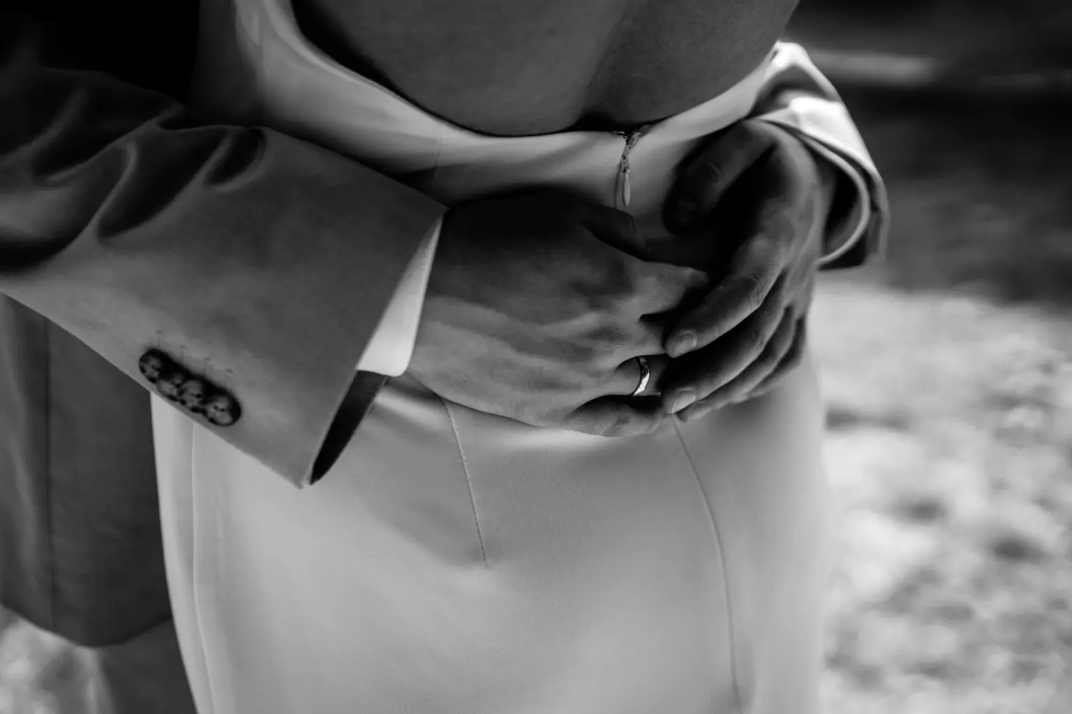 Sommerhochzeit in München mit natürlichem Licht