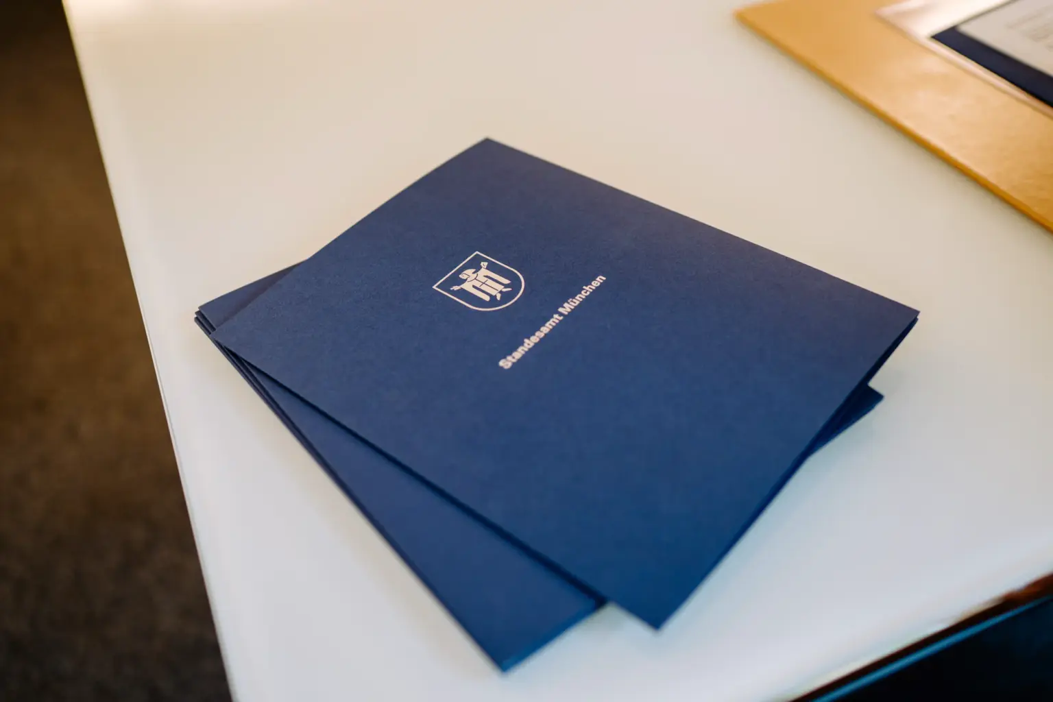 Hochzeitsreportage im Standesamt in der Mandlstraße in München