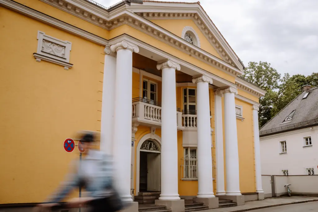 158 AvH Photo Mandlstrasse Muenchen 3