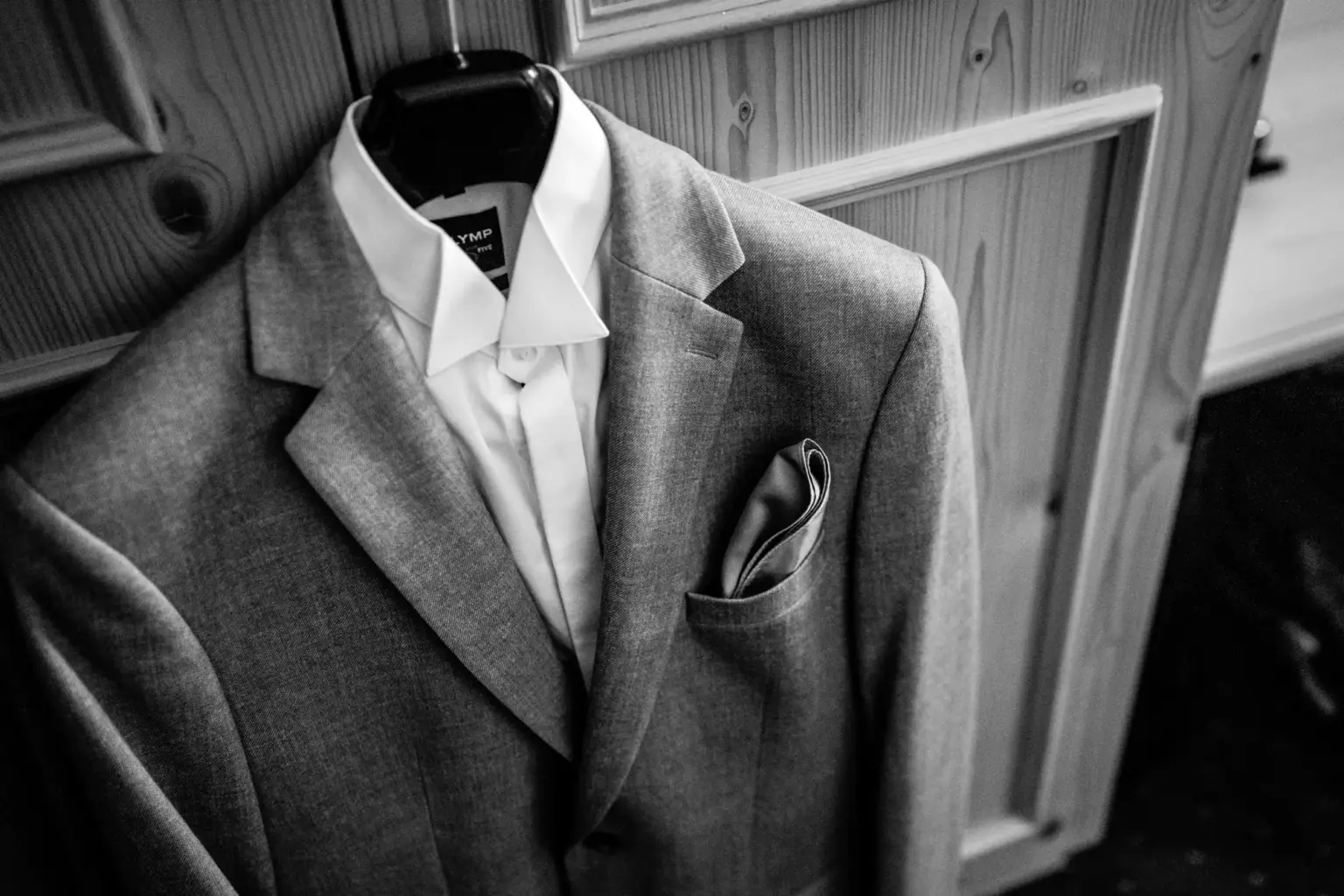 Anzug beim Getting Ready