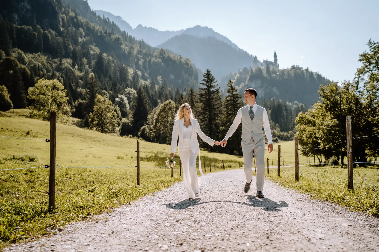 Zeitlose Erinnerung an eine standesamtliche Hochzeit in Füssen