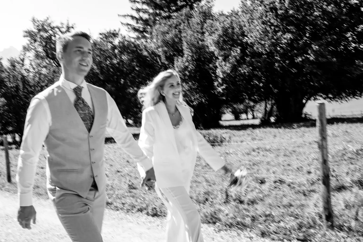 Hochzeitsfoto mit Fokus auf Gefühle statt Perfektion