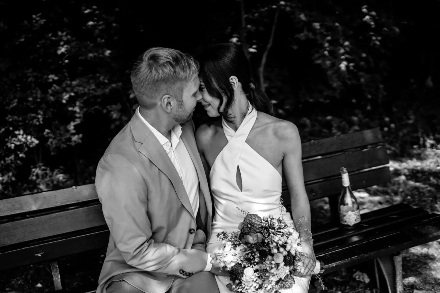 Hochzeitsfotos mit Bewegung und Nähe