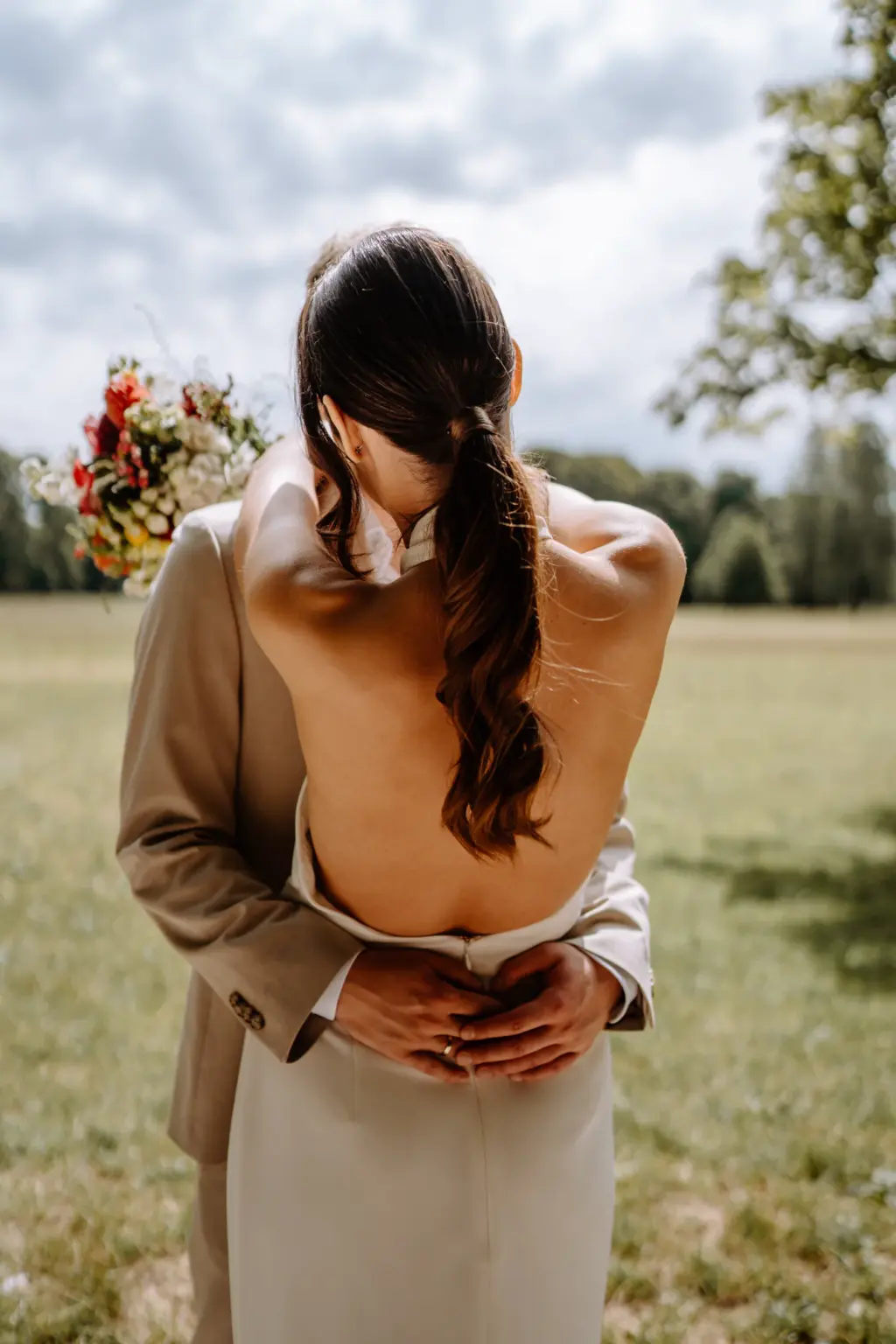 Paarshooting ohne Posen im Park