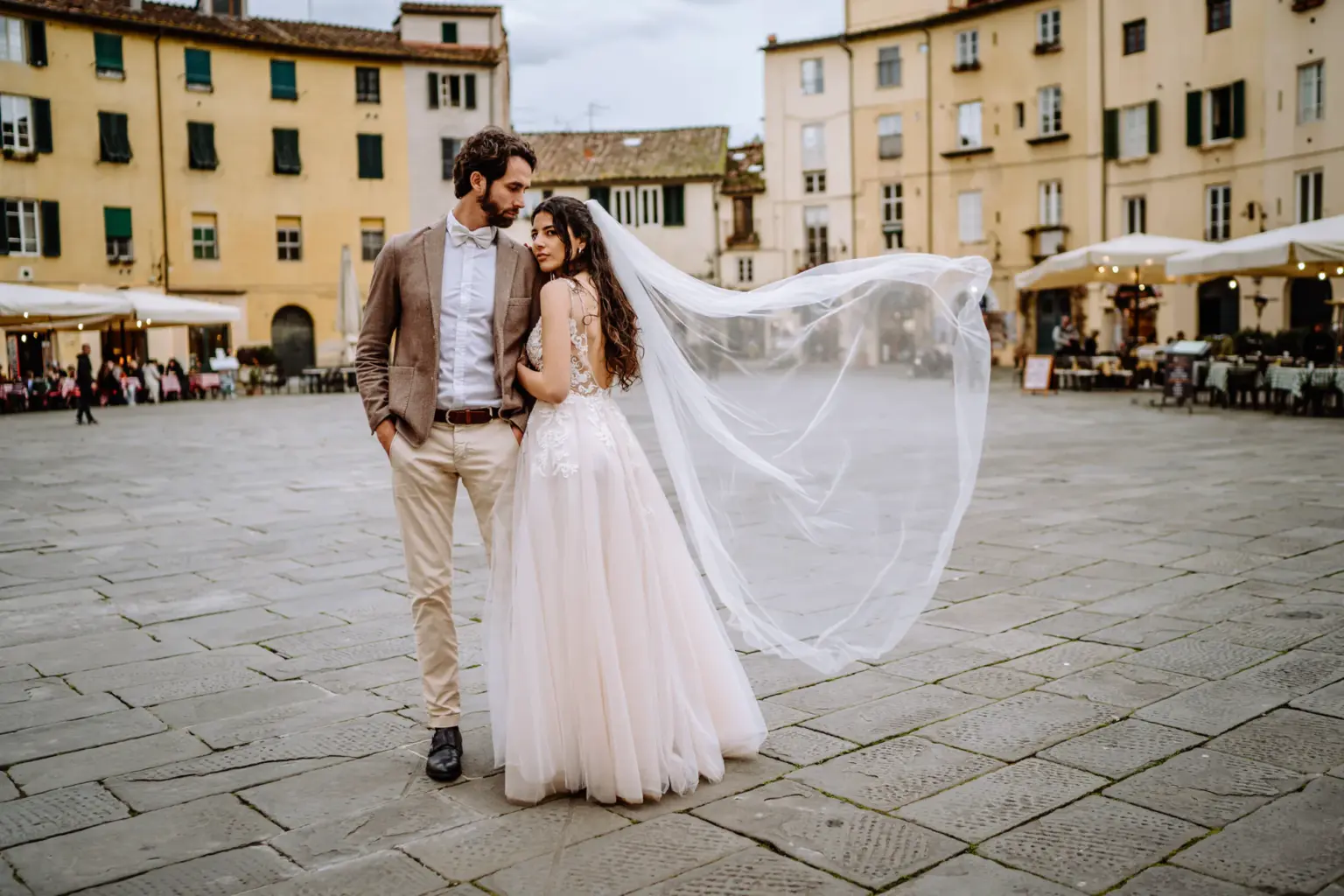 Hochzeit in Italien mit mediterraner Architektur