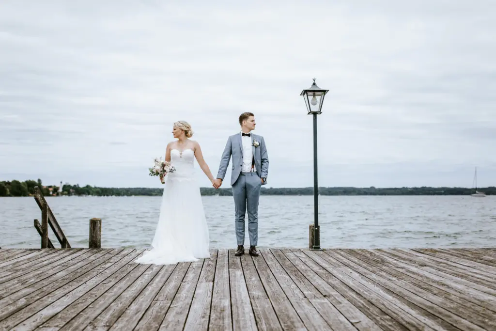 Paarfotos mit weitem Blick über den Starnberger See