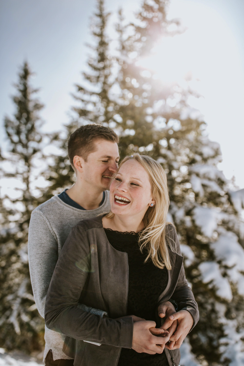 Entspanntes Paarshooting auf dem Tegelberg in der Region Füssen