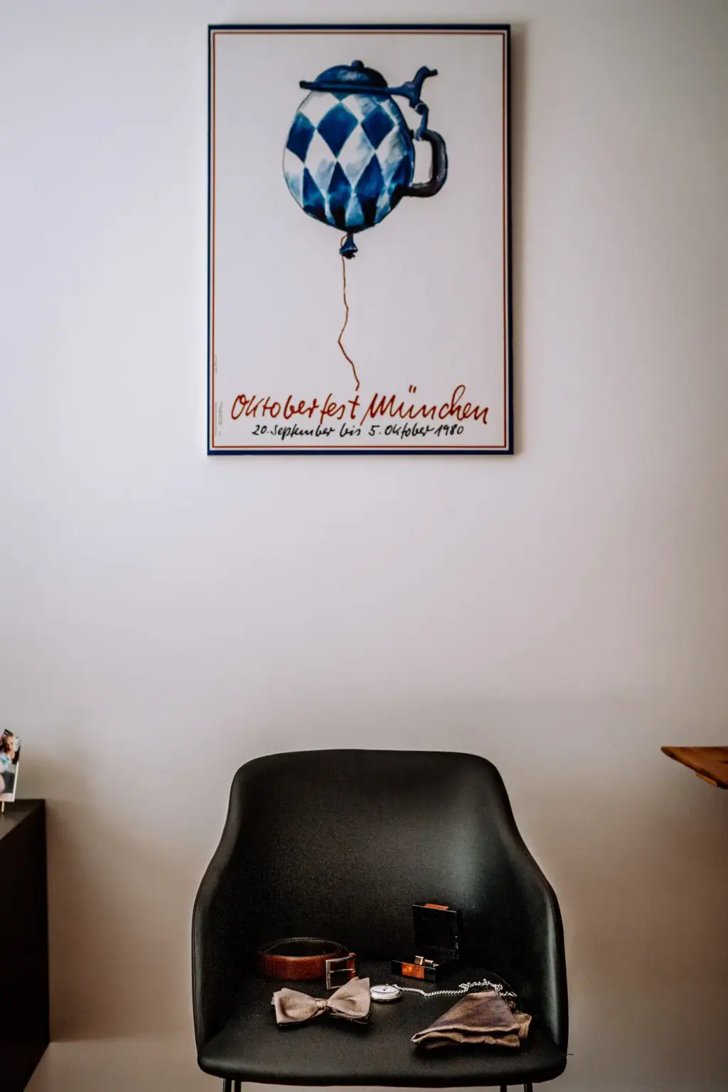 Detailfoto von den Accessoires vom Bräutigam bei der Hochzeitsreportage