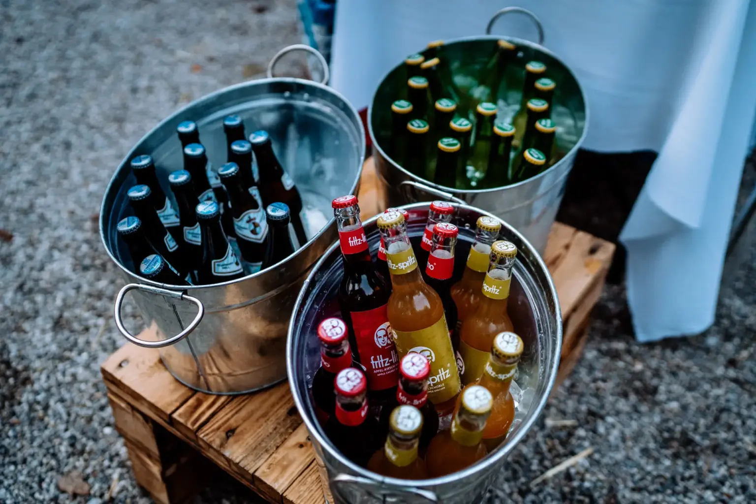 Liebevolle Hochzeitsdetails bei der Feier