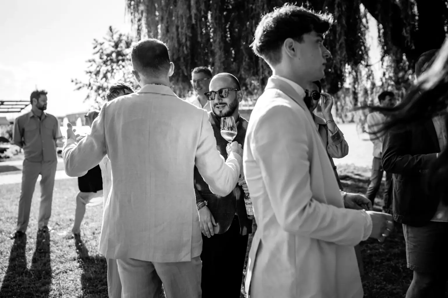 Gratulationen nach der Hochzeit im Segelverein Frankfurt